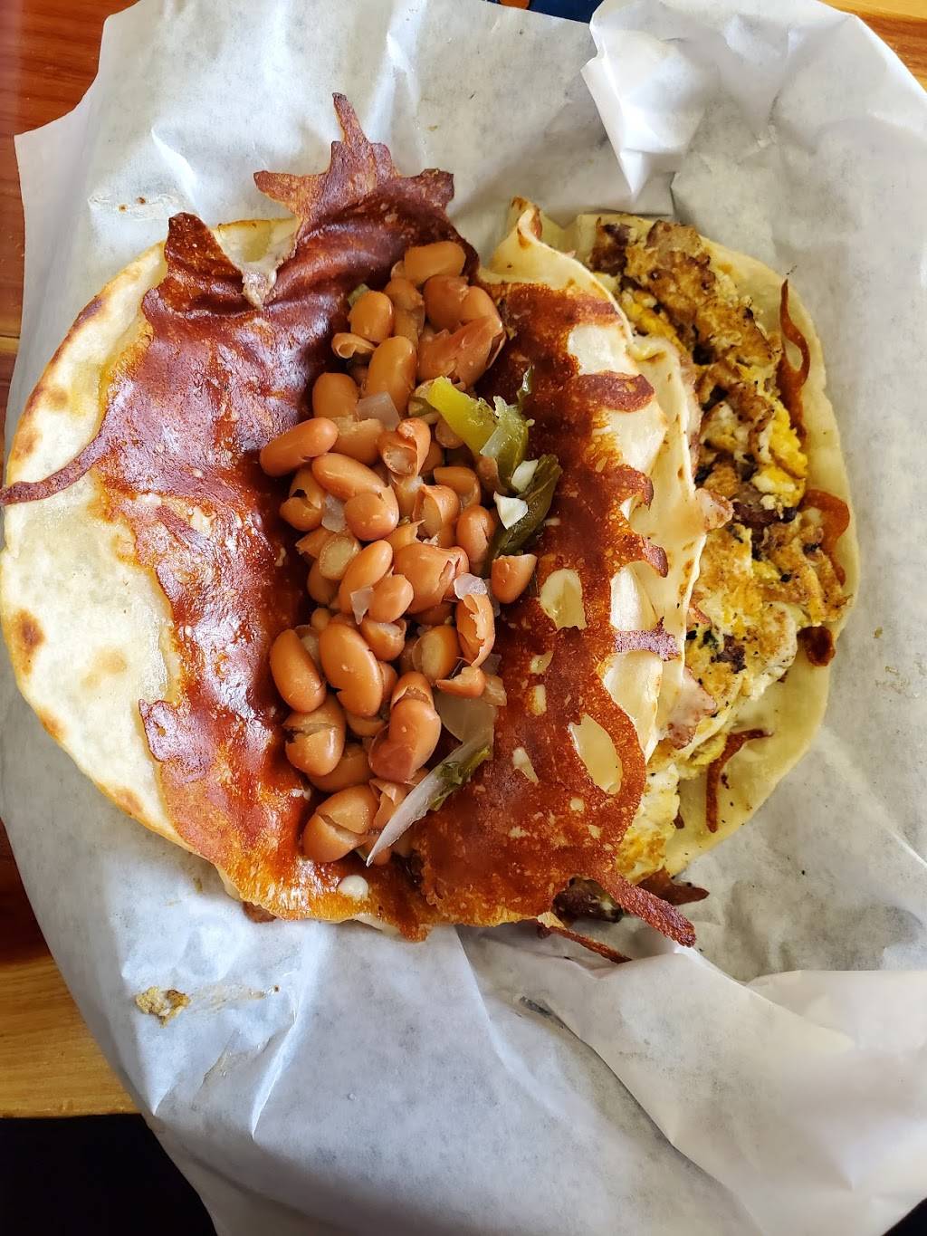 Vaquero Taquero | restaurant | 104 E 31st St, Austin, TX 78705, USA | 5123665578 OR +1 512-366-5578