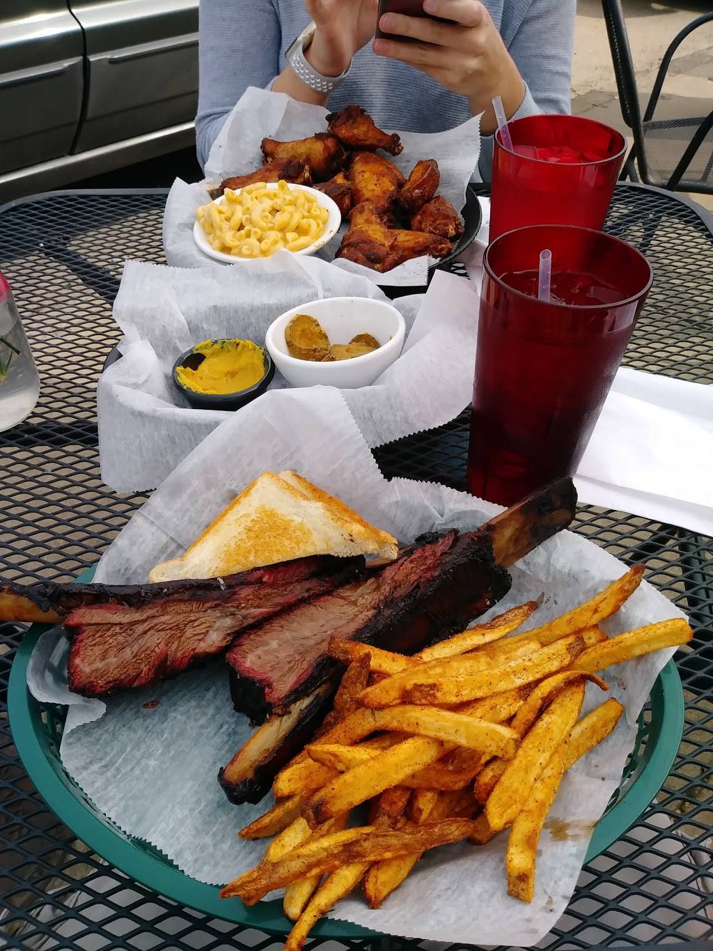 Mommas Mustard, Pickles & BBQ | restaurant | 102 Bauer Ave, Louisville, KY 40207, USA | 5029386262 OR +1 502-938-6262