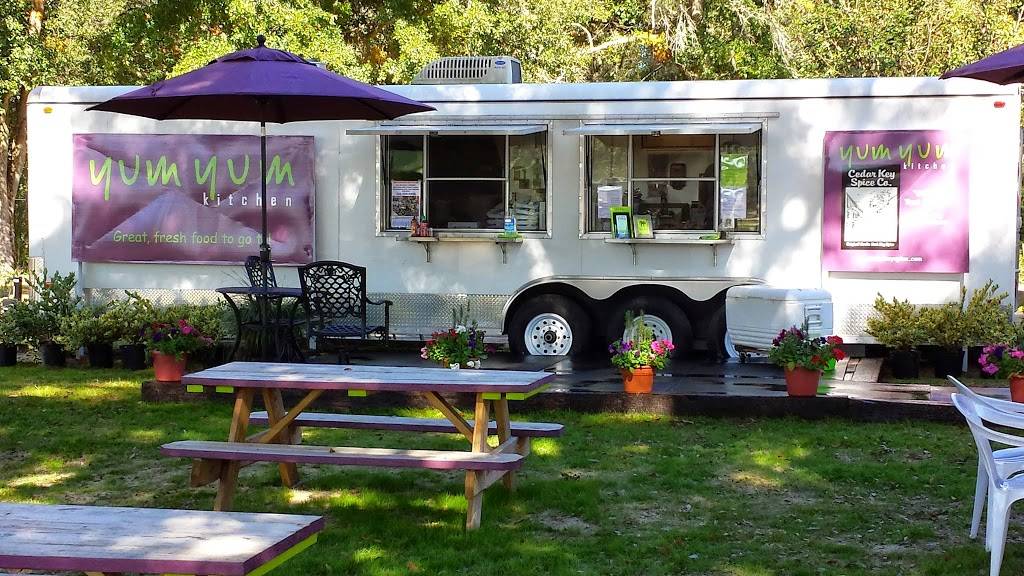 Yum Yum Kitchen | restaurant | 13101 County Rd 326, Ocala, FL 34482, USA | 3524250108 OR +1 352-425-0108