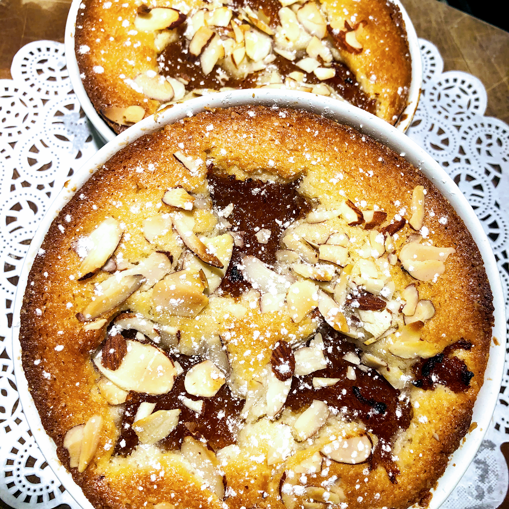 French Corner @ Carlsbad Village | cafe | 2744 Carlsbad Blvd, Carlsbad, CA 92008, USA | 7604537475 OR +1 760-453-7475