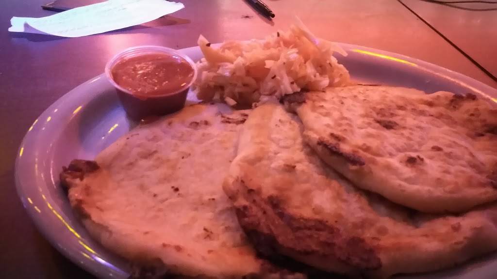 LESLY RESTAURANT BAR & GRILL | restaurant | 306 Hillwood Ave, Falls Church, VA 22046, USA | 7032413795 OR +1 703-241-3795