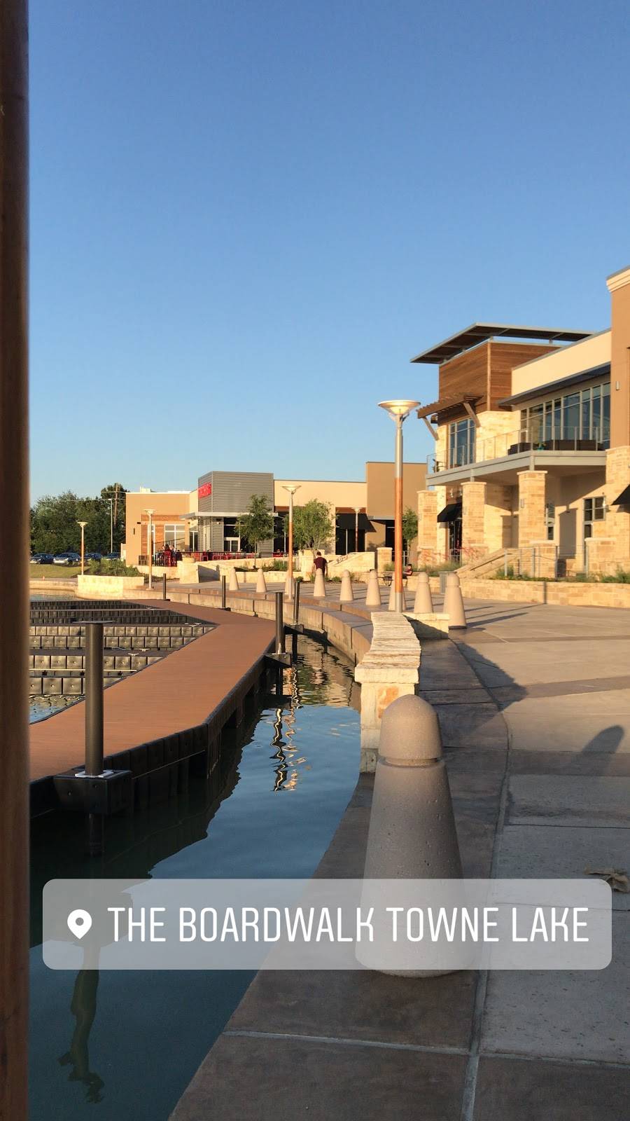 The Boardwalk at Towne Lake | shopping mall | 9945 Barker Cypress Rd, Cypress, TX 77433, USA | 7136900000 OR +1 713-690-0000