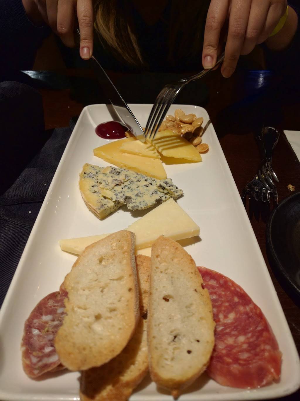 The Forebay | restaurant | 325 University Dr, Hershey, PA 17033, USA | 7175348601 OR +1 717-534-8601