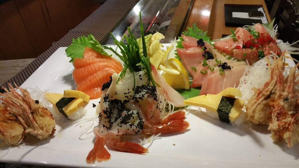 Mene Sushi | restaurant | 6239 Orchard Lake Rd, West Bloomfield Township, MI 48322, USA | 2485387081 OR +1 248-538-7081
