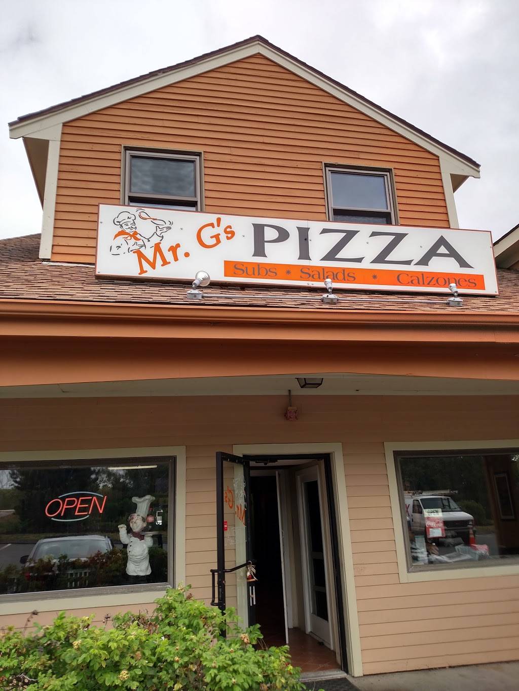 Mr.G`s Pizza | restaurant | 41 Meetinghouse Ln, Sagamore Beach, MA 02562, USA | 5088333302 OR +1 508-833-3302