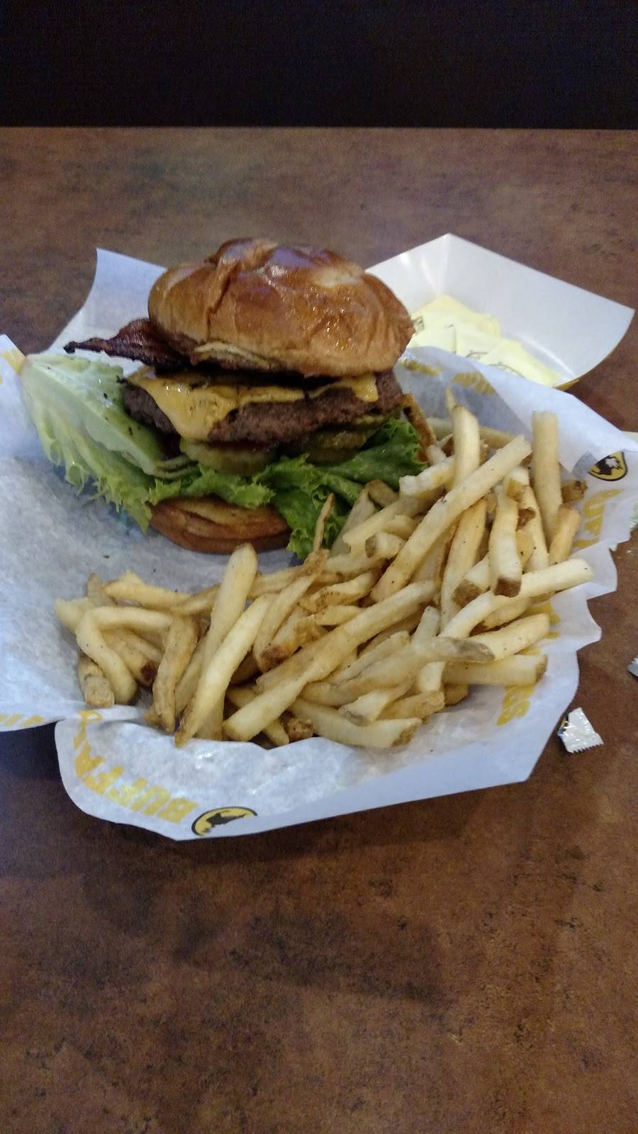 Buffalo Wild Wings | meal takeaway | 6816 Charlotte Pike #110, Nashville, TN 37209, USA | 6153529963 OR +1 615-352-9963