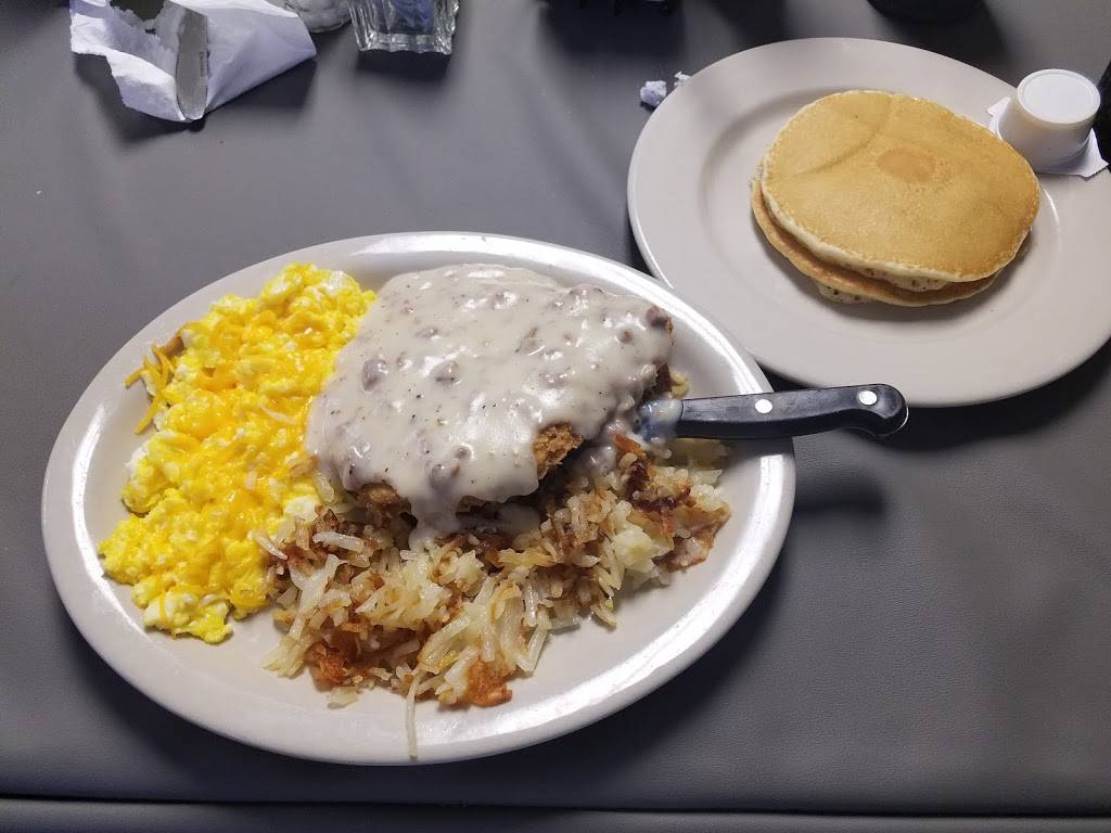 Lady Dis Diner | restaurant | 630 N Kingshighway St, St Charles, MO 63301, USA | 6369164442 OR +1 636-916-4442