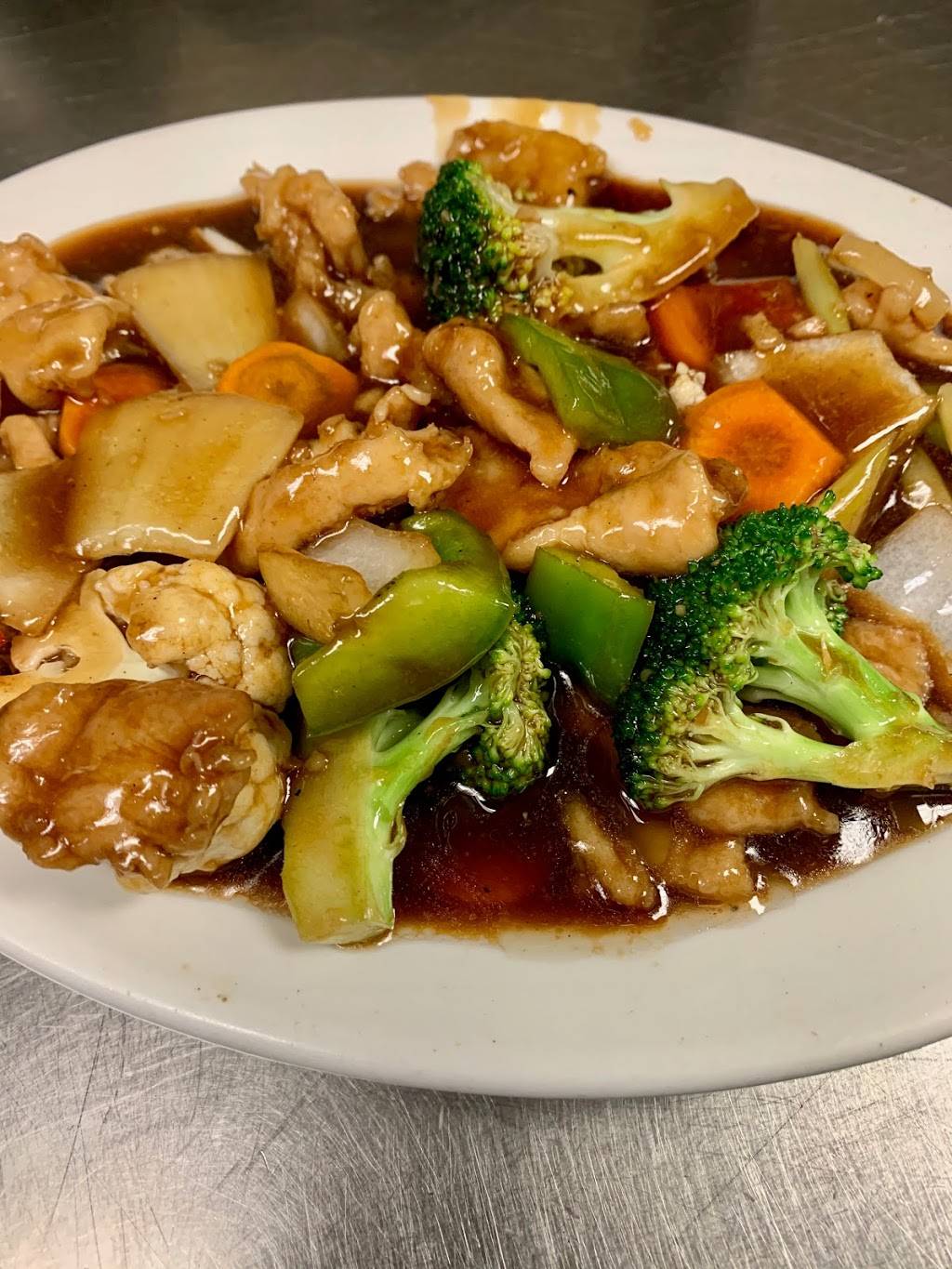 Asian Garden | restaurant | 883 16th Ave, Richmond Hill, ON L4B 3E5, Canada | 9057075788 OR +1 905-707-5788