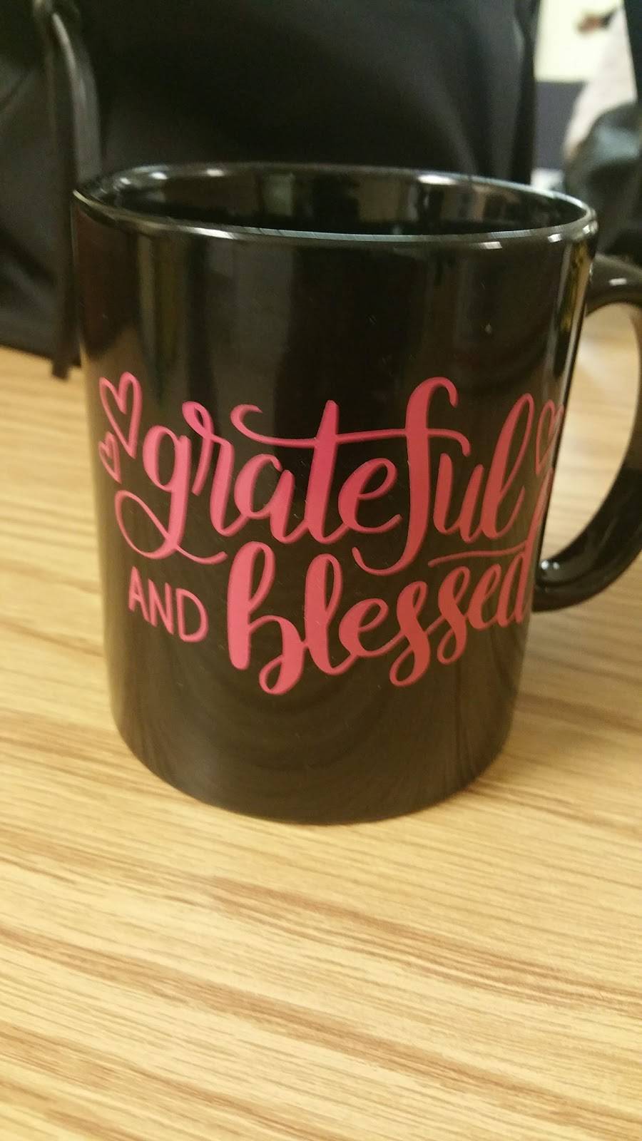 The Dog Saloon | restaurant | 3311 W Bay to Bay Blvd, Tampa, FL 33629, USA | 8138328211 OR +1 813-832-8211