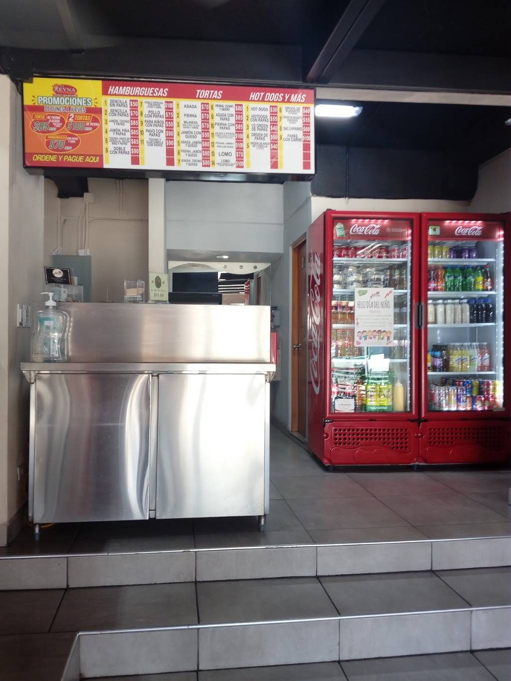 La Reyna de las Hamburguesas | restaurant | Privada Ciprés 23678_Q1, Fontana XVI, 22205 Tijuana, B.C., Mexico | 016644078386 OR +52 664 407 8386