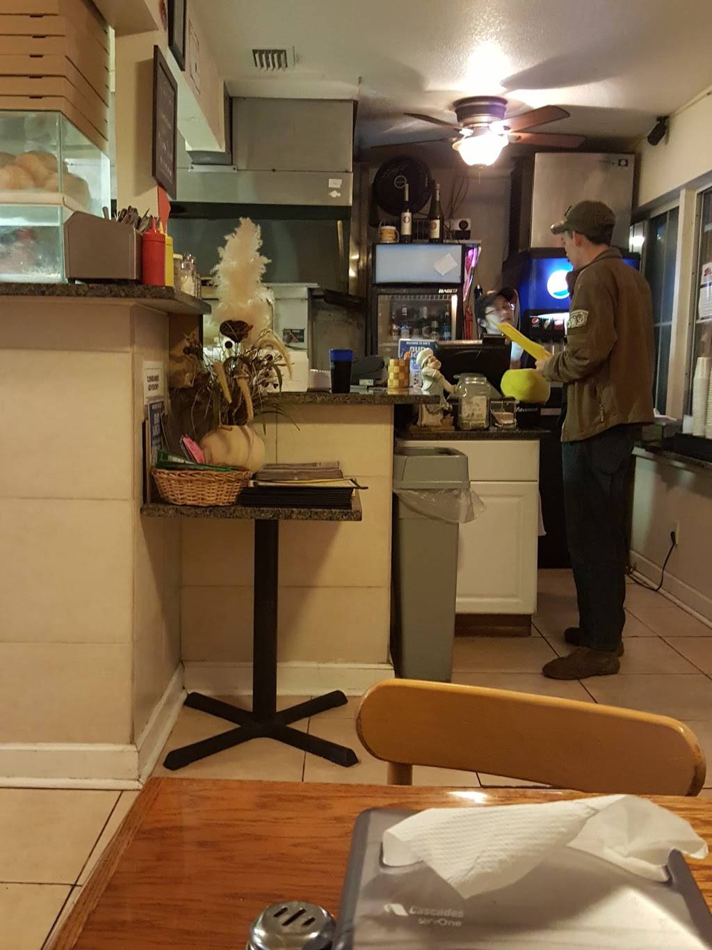 Siris Gourmet Burgers & Pizza | meal delivery | 2813 Beach Blvd S, Gulfport, FL 33707, USA | 7272584949 OR +1 727-258-4949