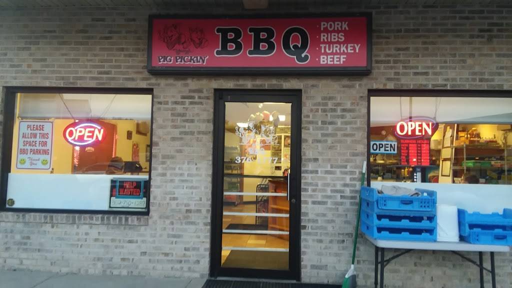 Youngs Barbecue | restaurant | 401 E Main St, Middletown, DE 19709, USA | 3023761777 OR +1 302-376-1777