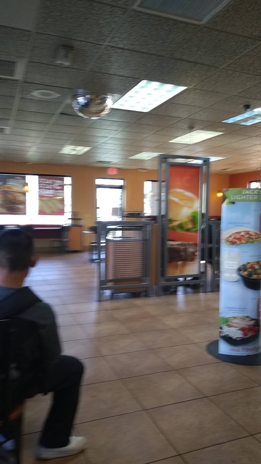 Jack in the Box | restaurant | 111 E 223rd St, Carson, CA 90745, USA | 3105183025 OR +1 310-518-3025