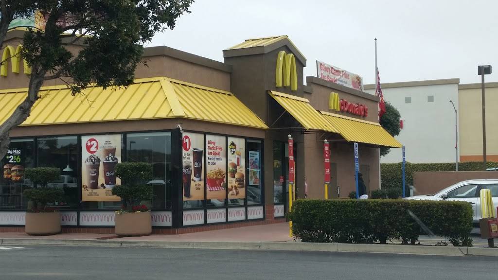 McDonalds | cafe | 990 Playa Ave, Sand City, CA 93955, USA | 8313920311 OR +1 831-392-0311