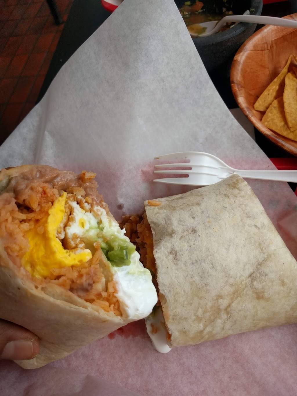 inos | restaurant | 7100 Roosevelt Rd, Oak Park, IL 60304, USA | 7087639571 OR +1 708-763-9571