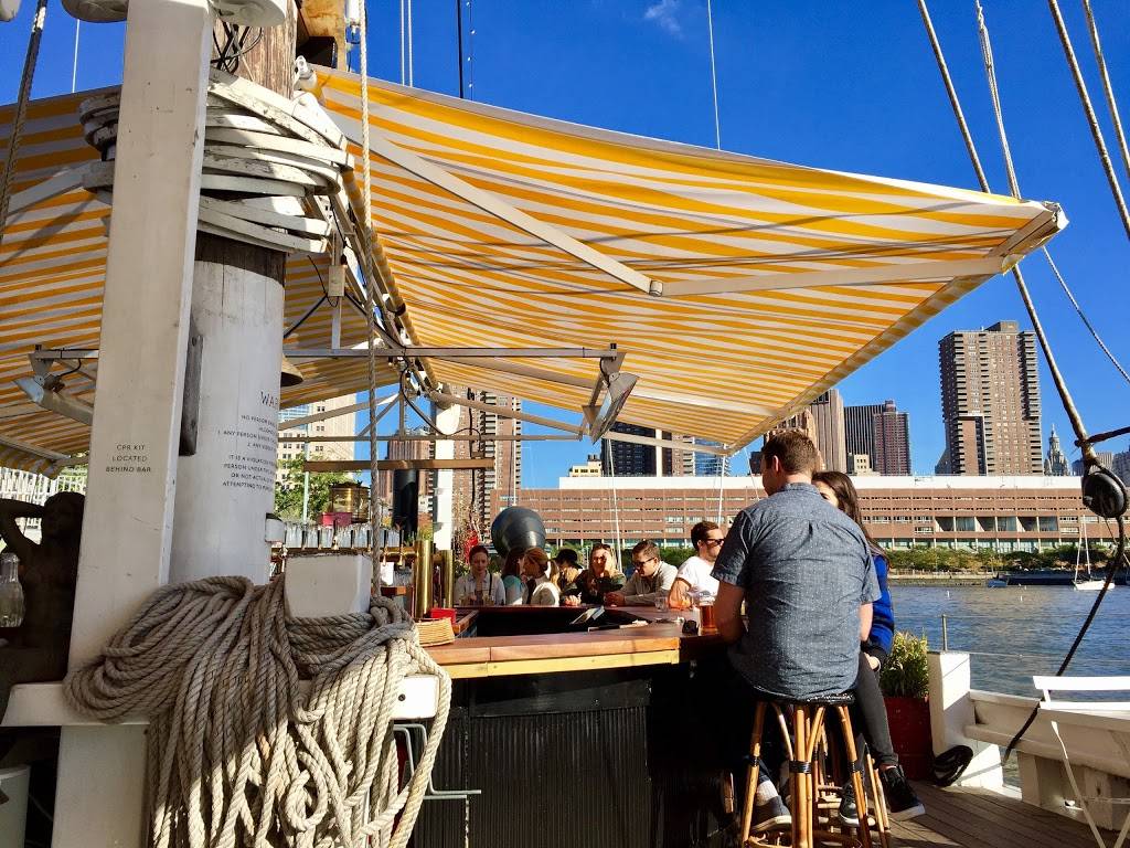 Grand Banks | restaurant | Pier 25, Hudson River Park, New York, NY 10013, USA | 2126606312 OR +1 212-660-6312