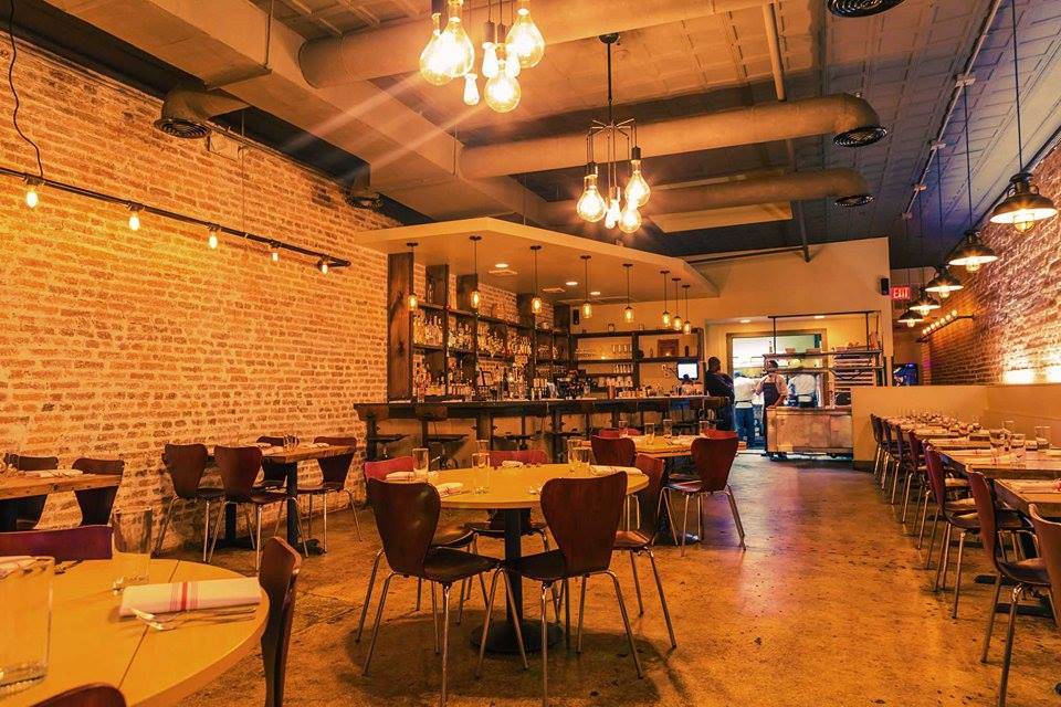 District Kitchen | restaurant | 2606 Connecticut Ave NW, Washington, DC 20008, USA | 2022389408 OR +1 202-238-9408