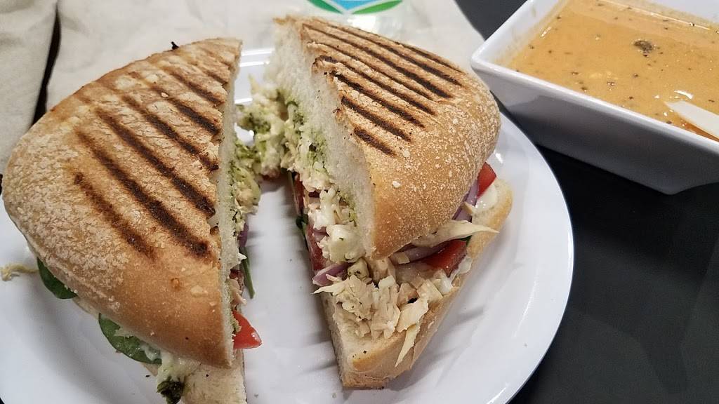 Greenbelly | restaurant | 1405 S 204th St #101, Elkhorn, NE 68022, USA | 4025044700 OR +1 402-504-4700