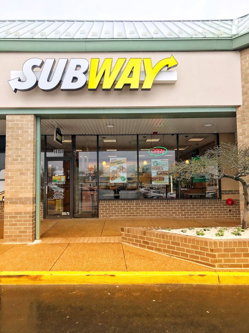 Subway Restaurants | restaurant | 14159 St Germain Dr, Centreville, VA 20121, USA | 7038155454 OR +1 703-815-5454