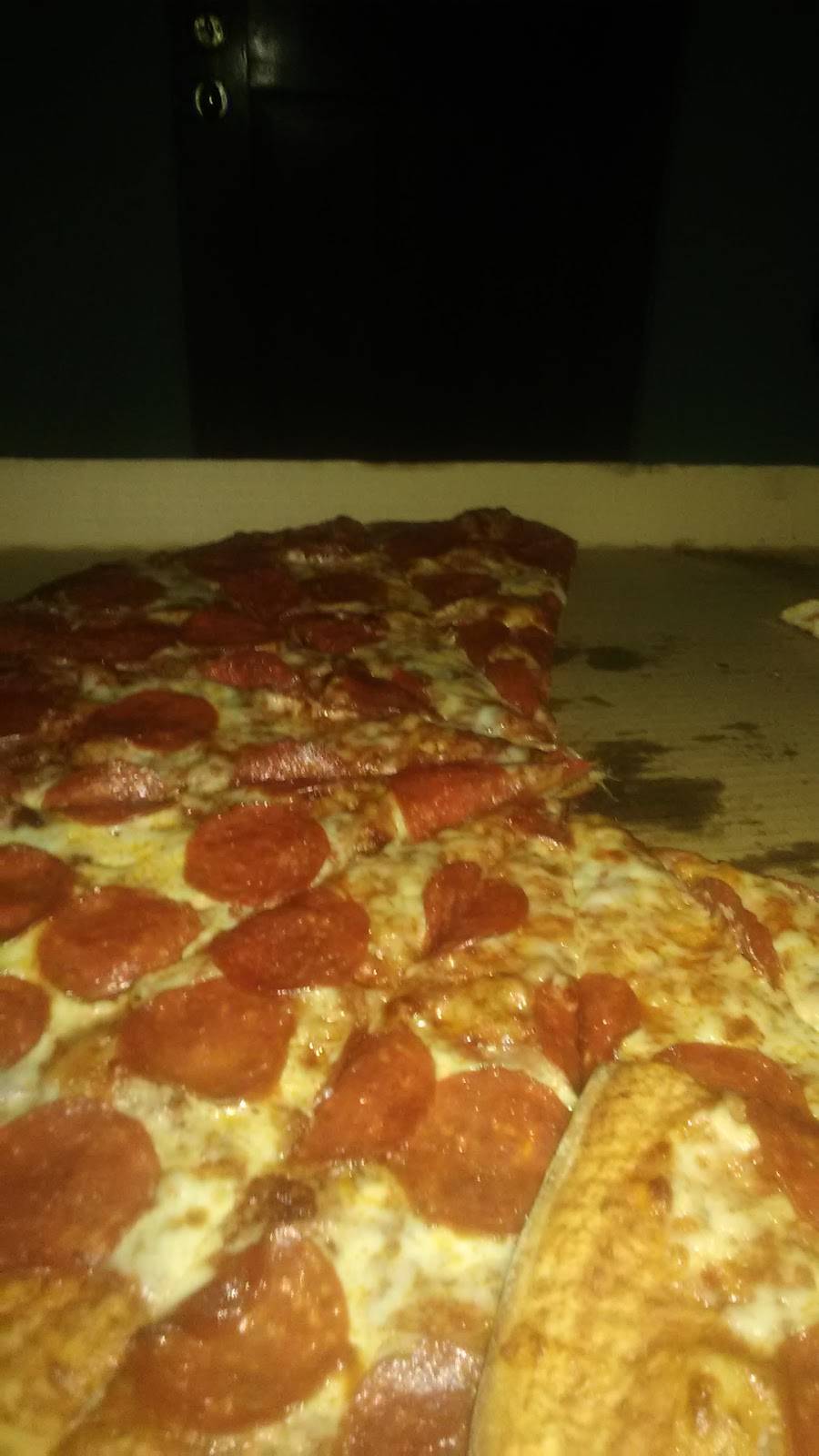 PIZZAS Venize | restaurant | Paseo de las Montañas 293, Los Laureles, 22520 Tijuana, B.C., Mexico | 016648083181 OR +52 664 808 3181