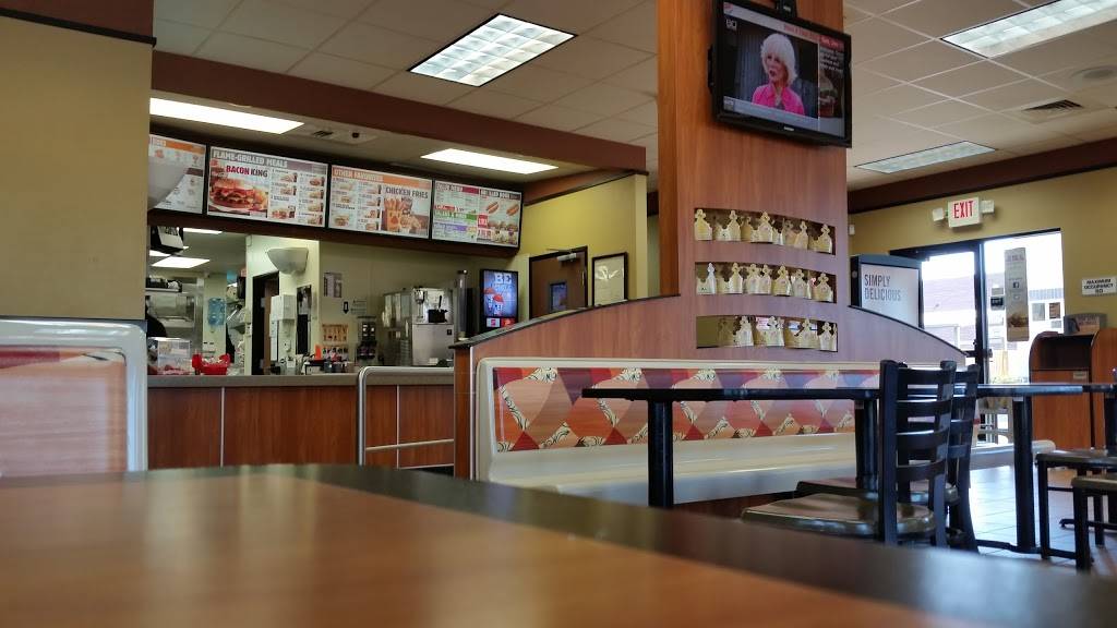 Burger King | restaurant | 251 W Main St, Woodland, CA 95695, USA | 5306628300 OR +1 530-662-8300