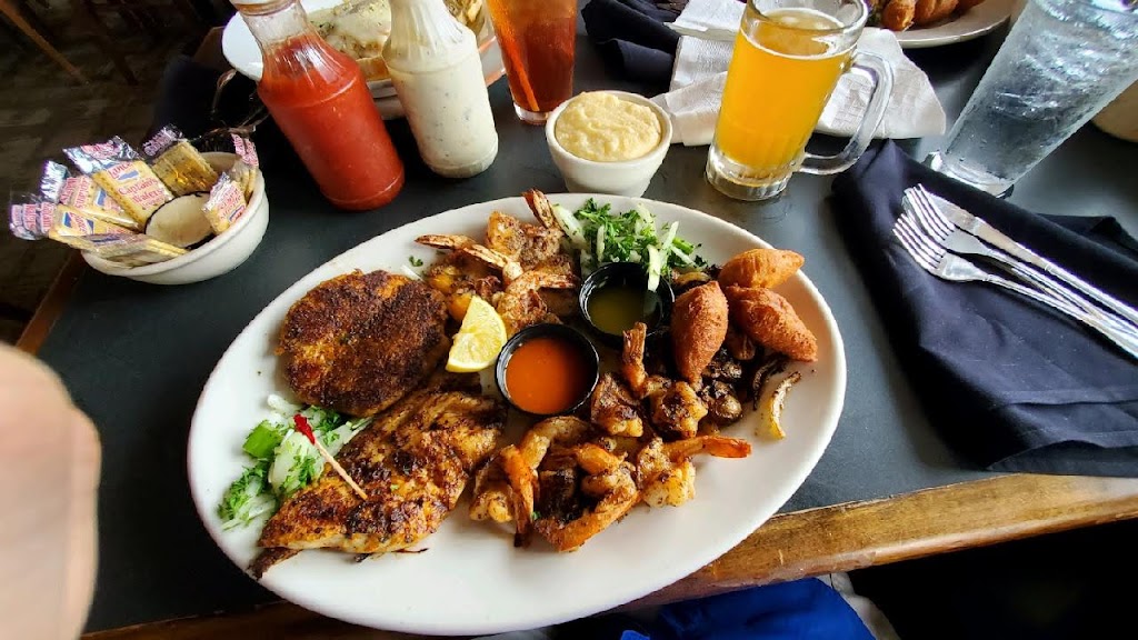 Angelos Seafood Restaurant | restaurant | 5 Mashes Sands Rd, Panacea, FL 32346, USA | 8509845168 OR +1 850-984-5168