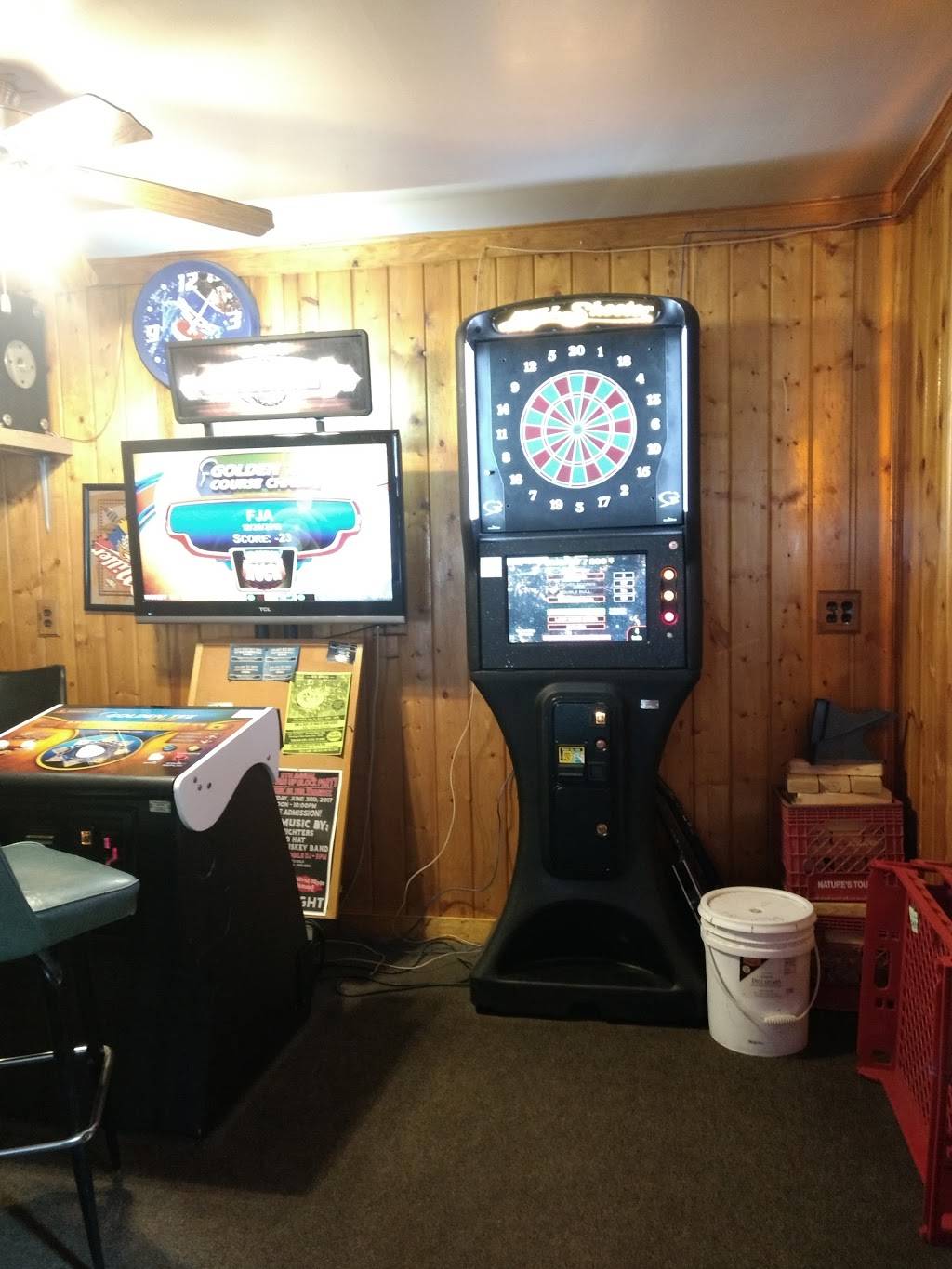 Our Corner Bar | restaurant | 2104 George St, La Crosse, WI 54603, USA | 6087839847 OR +1 608-783-9847