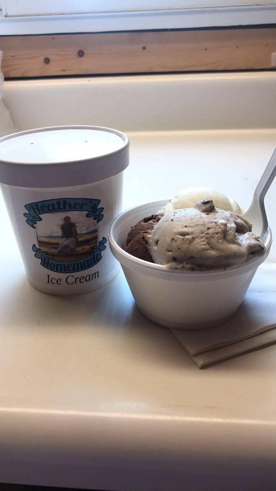 Heathers Homemade Ice Cream & Frozen Yogurt | restaurant | 2711 Fort Campbell Blvd, Hopkinsville, KY 42240, USA | 2704989433 OR +1 270-498-9433