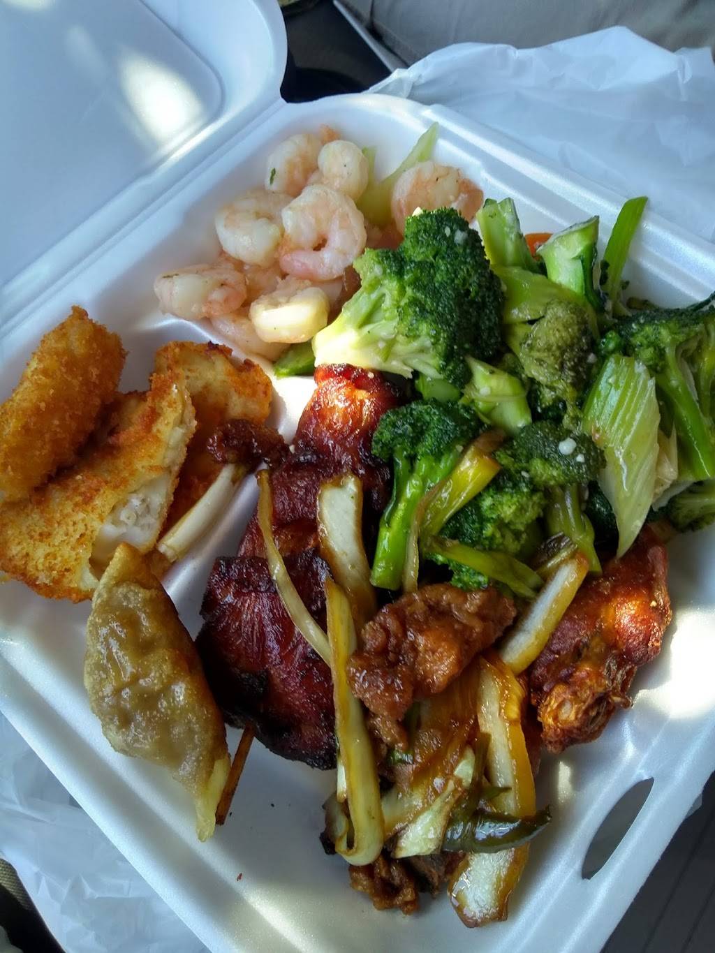 China Buffet King | restaurant | 1192 US-31, Petoskey, MI 49770, USA | 2314395988 OR +1 231-439-5988