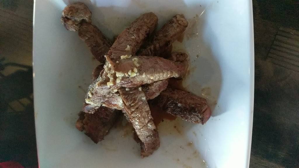 Maraschinos Pub | restaurant | 50296 Cherry Hill Rd, Canton, MI 48187, USA | 7346673180 OR +1 734-667-3180