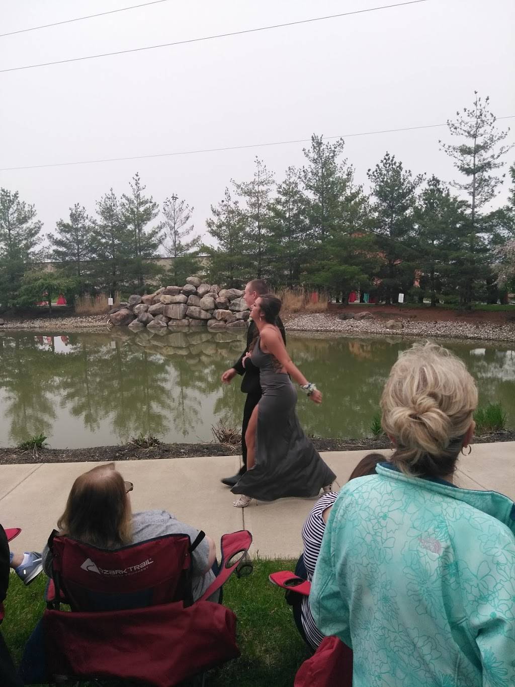 Backyard Bistro | restaurant | 1876 Commerce Dr, Piqua, OH 45356, USA | 9376159554 OR +1 937-615-9554