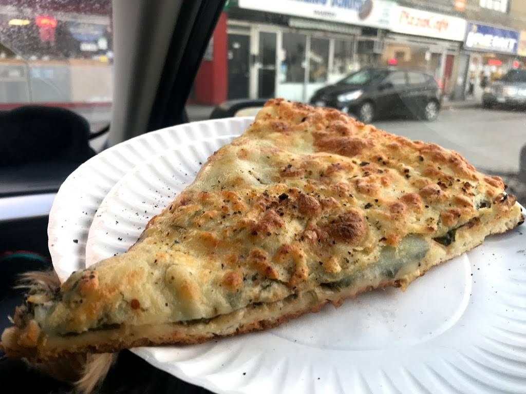 PizzaCafé | restaurant | 3774 Bathurst St, North York, ON M3H 3M6, Canada | 4166335678 OR +1 416-633-5678