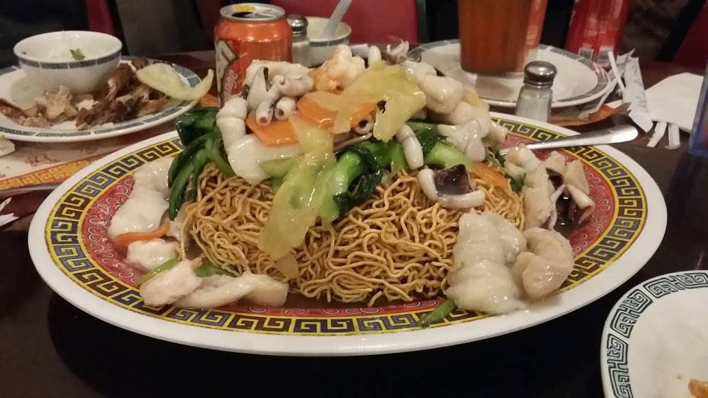Golden Dynasty Restaurant | restaurant | 3201 E Shields Ave, Fresno, CA 93726, USA | 5592293817 OR +1 559-229-3817