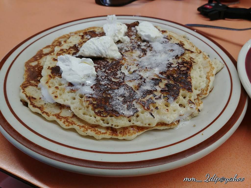 Jerrys Coffee Shop | restaurant | 4817 E Los Angeles Ave, Simi Valley, CA 93063, USA | 8055261652 OR +1 805-526-1652