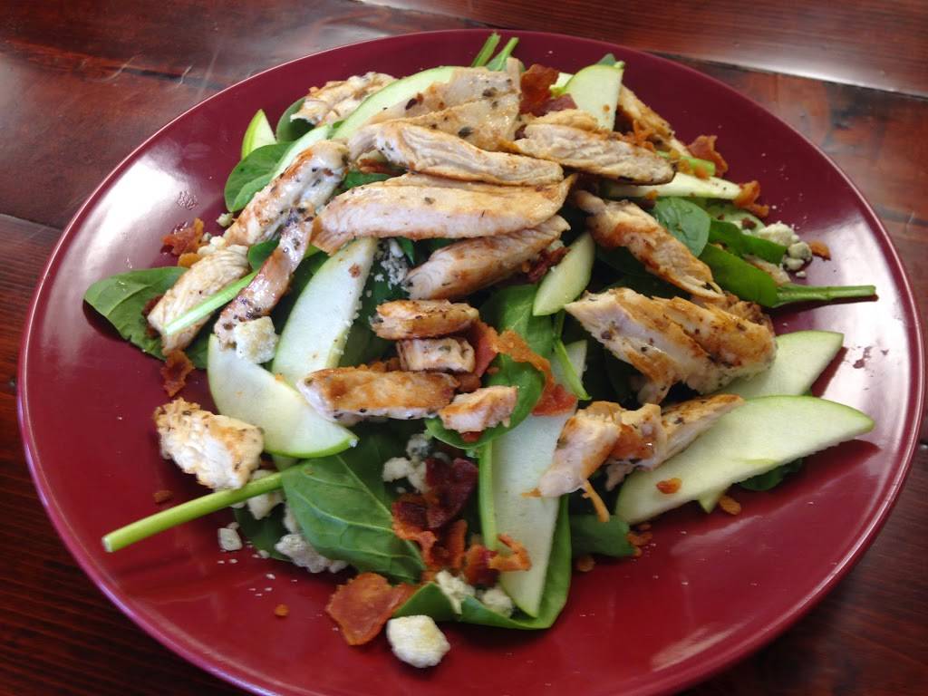 CeCes Pizza and Catering | restaurant | 4 Union St, Weymouth, MA 02190, USA | 7813312223 OR +1 781-331-2223