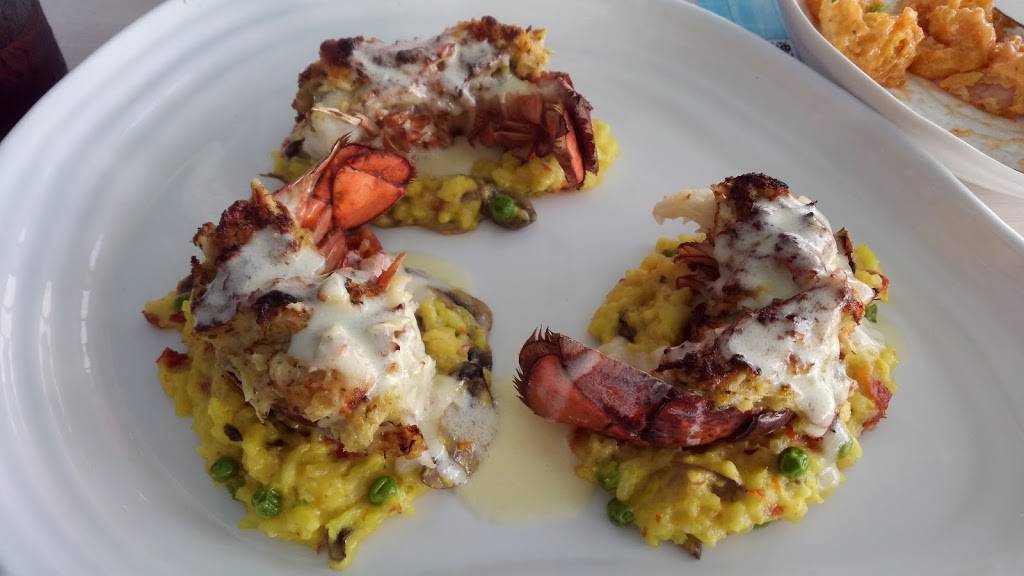 Wicked Tuna @ 2nd Avenue Pier | restaurant | 110 N Ocean Blvd, Myrtle Beach, SC 29577, USA | 8437122430 OR +1 843-712-2430