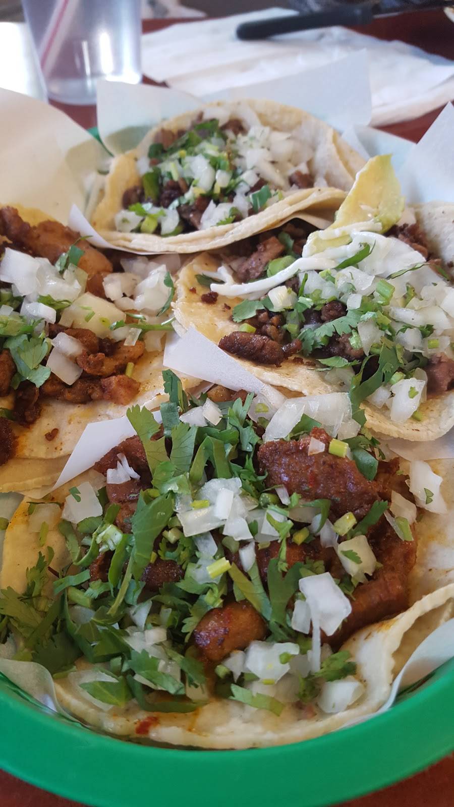 Taqueria Los Comales | restaurant | 1544 W 18th St, Chicago, IL 60608, USA | 3126662251 OR +1 312-666-2251