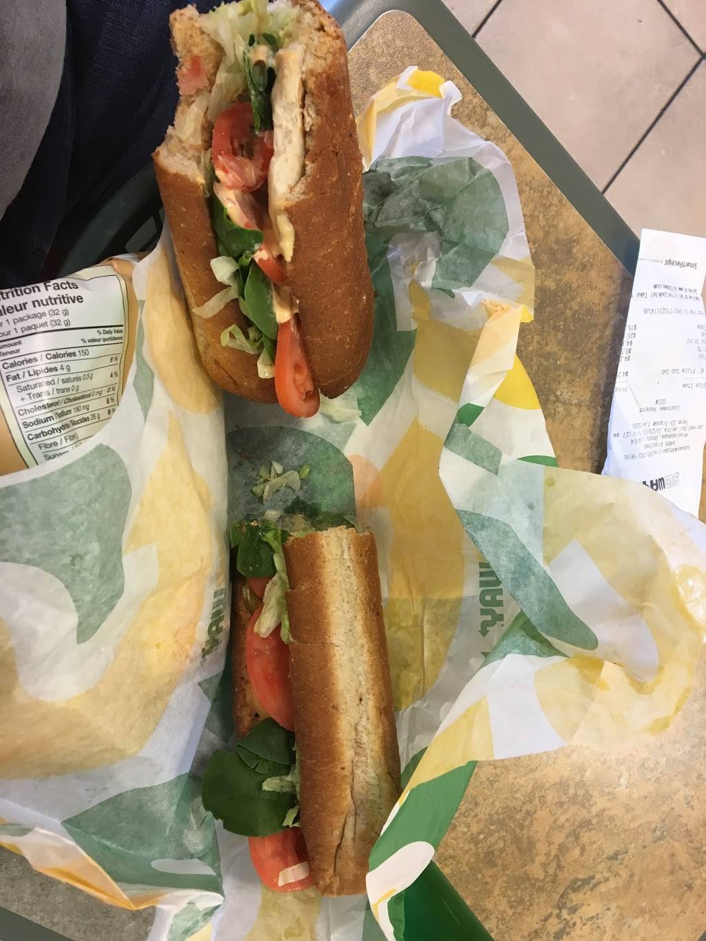 Subway | meal takeaway | 6465 Airport Rd, Mississauga, ON L4V 1R8, Canada | 9052939696 OR +1 905-293-9696