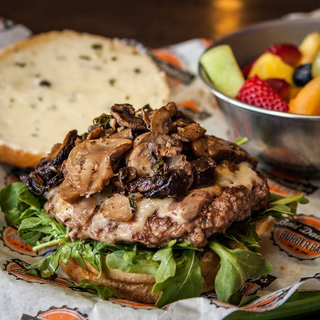 Bad Daddys Burger Bar | restaurant | 1924 Gunbarrel Rd Ste 104, Chattanooga, TN 37421, USA | 4234755948 OR +1 423-475-5948