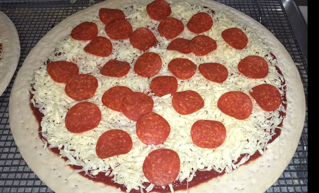 Pizza Valley | restaurant | 273 Lexington Ave, Bridgeport, CT 06604, USA | 2033365611 OR +1 203-336-5611