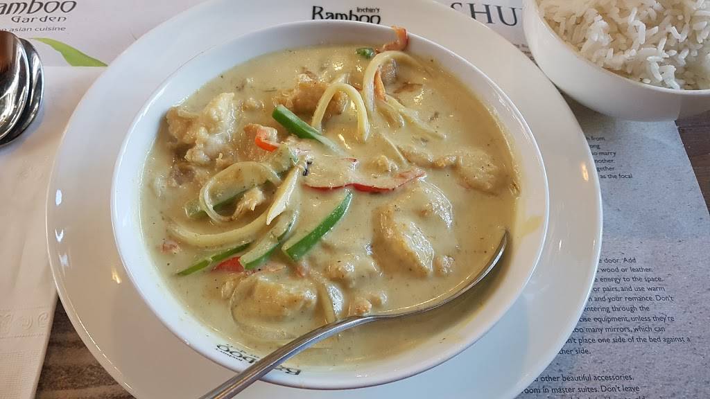 Inchins Bamboo Garden | restaurant | 11440 Euclid Ave, Cleveland, OH 44106, USA | 2162293003 OR +1 216-229-3003