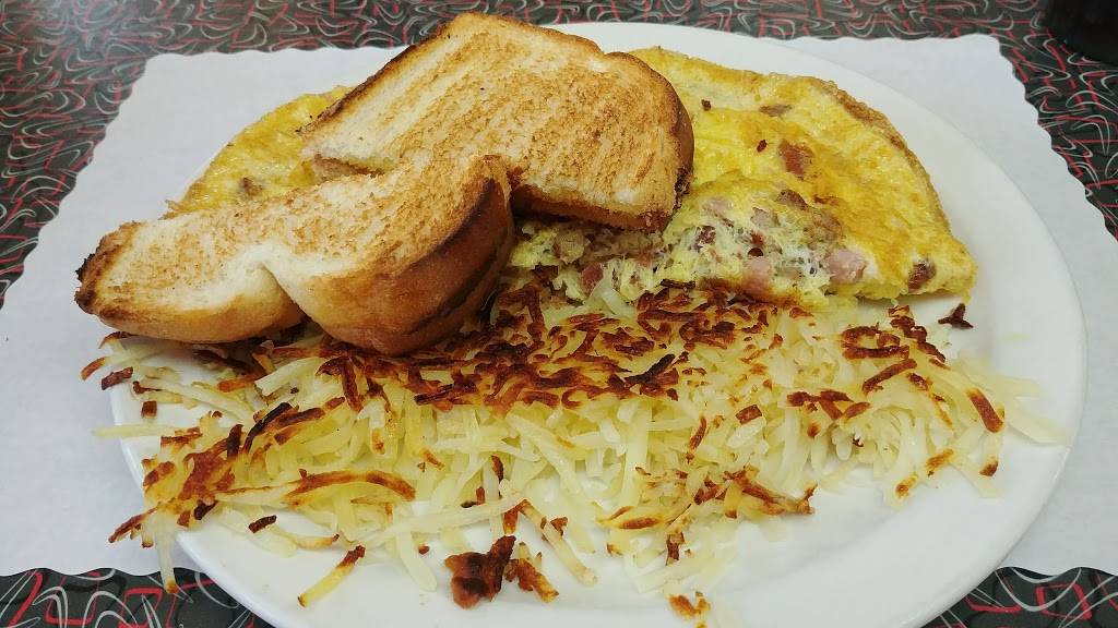 The Lamp Post | restaurant | 2146 E Market St, Akron, OH 44312, USA | 3307335308 OR +1 330-733-5308