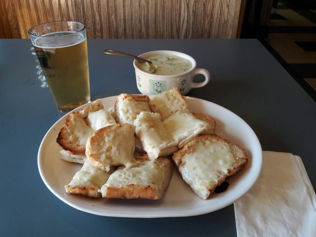 Pizza House | restaurant | 66 Union St, Easthampton, MA 01027, USA | 4135271320 OR +1 413-527-1320