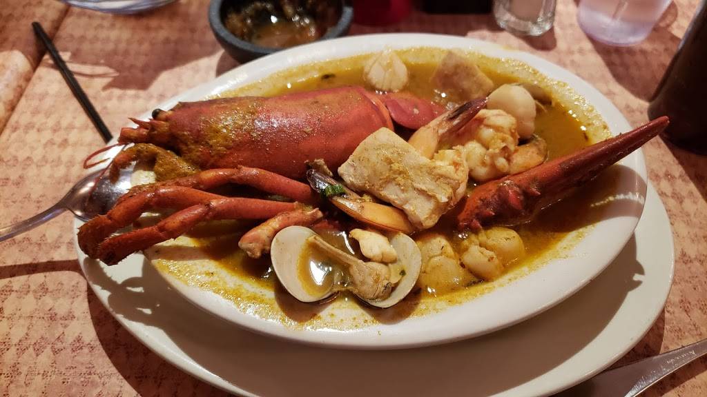 La Casita Pupuseria | restaurant | 18058 Mateny Rd, Germantown, MD 20874, USA | 3015158575 OR +1 301-515-8575