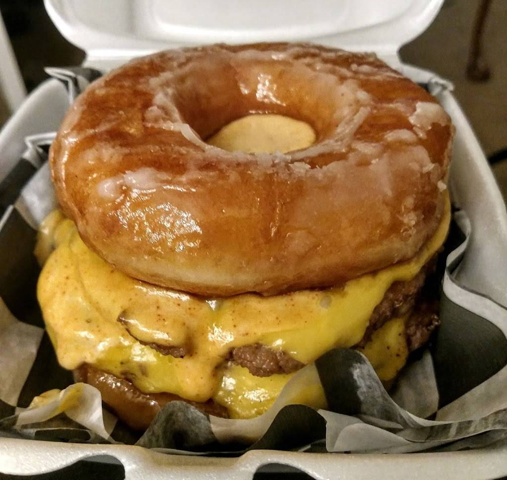 Speedys grub shack | restaurant | 14001 Lakewood Heights Blvd, Cleveland, OH 44107, USA | 2162512419 OR +1 216-251-2419