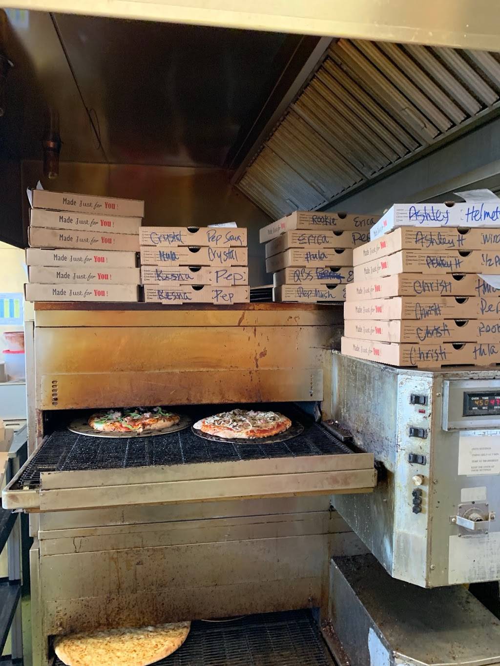 Primetime Pizza | restaurant | 1920 CA-65 #170, Wheatland, CA 95692, USA | 5306334488 OR +1 530-633-4488