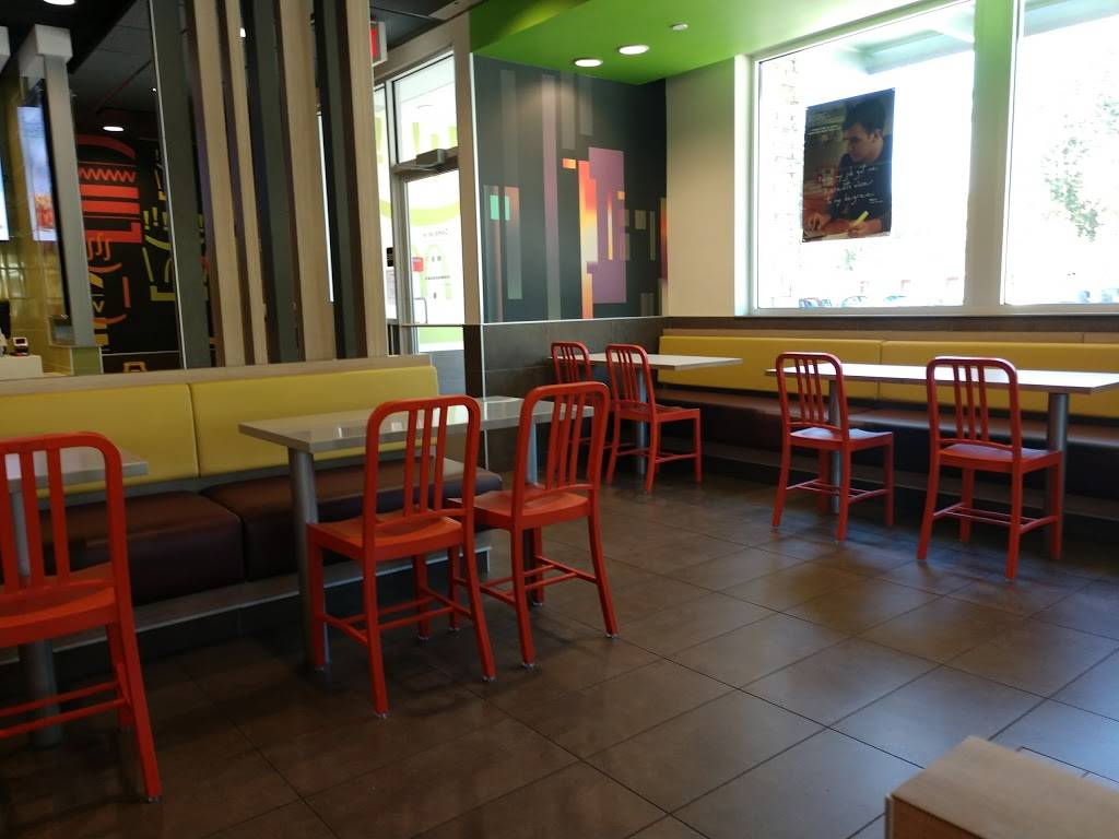 McDonalds | cafe | 10700 Brookpark Rd, Parma Heights, OH 44130, USA | 2164334333 OR +1 216-433-4333