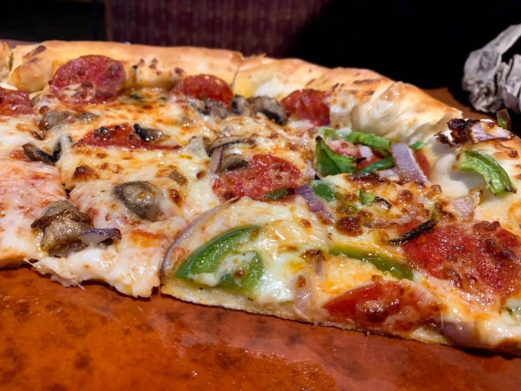 Pizza Hut | restaurant | 14582 Palmdale Rd, Victorville, CA 92392, USA | 7602414111 OR +1 760-241-4111