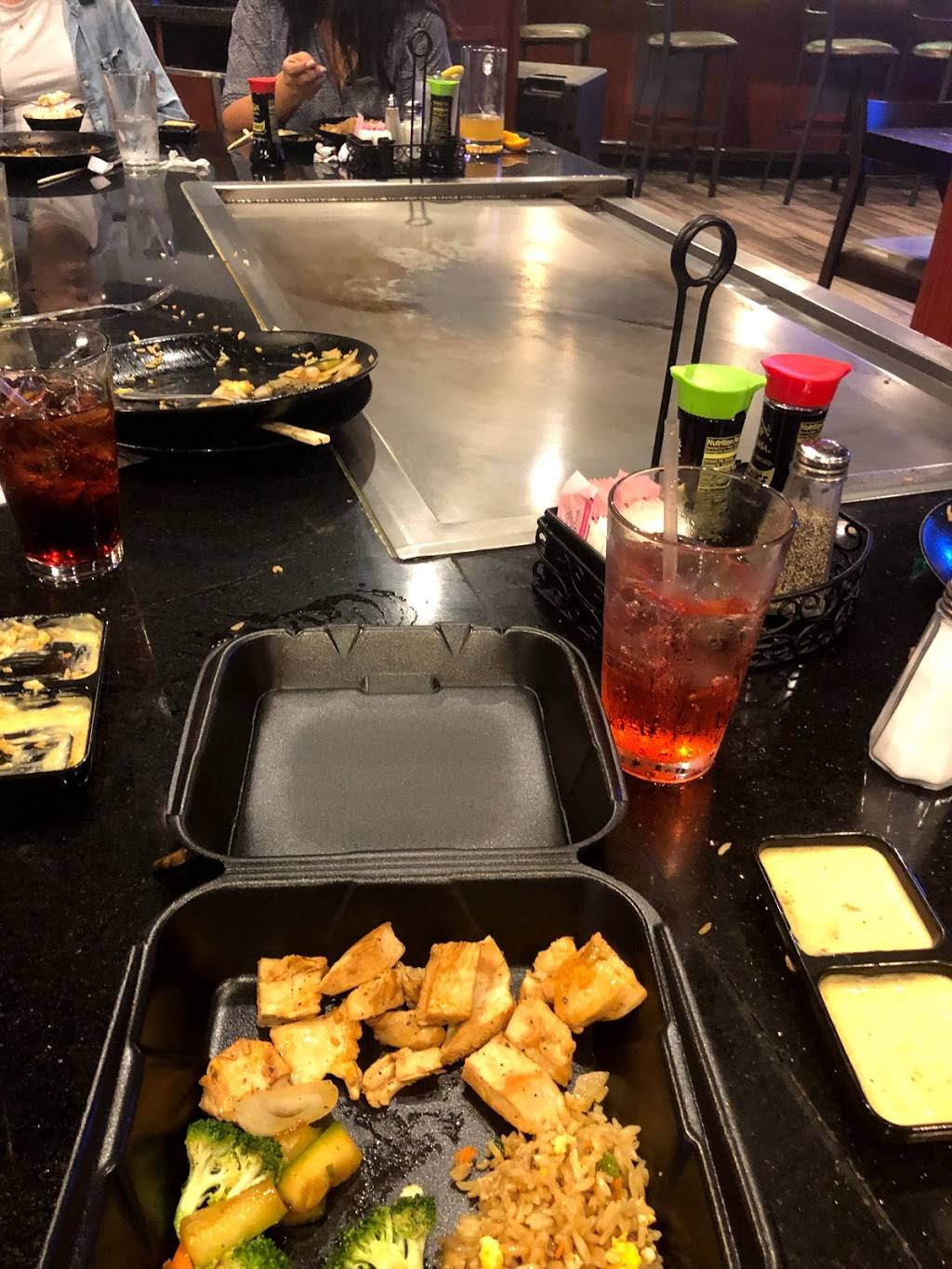 Hana Tokyo | restaurant | 5435 S Calle Santa Cruz #185, Tucson, AZ 85706, USA | 5208072212 OR +1 520-807-2212