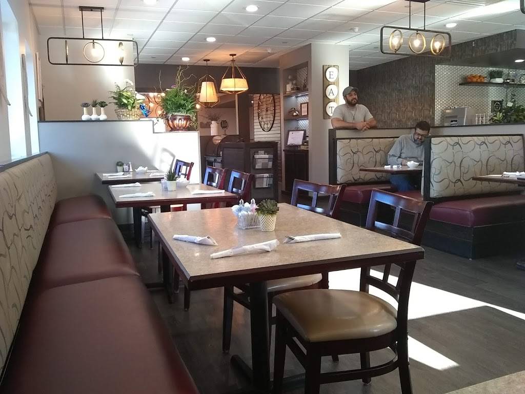 Cafe Stelios | restaurant | 7454 Broadway, Merrillville, IN 46410, USA | 2195254266 OR +1 219-525-4266